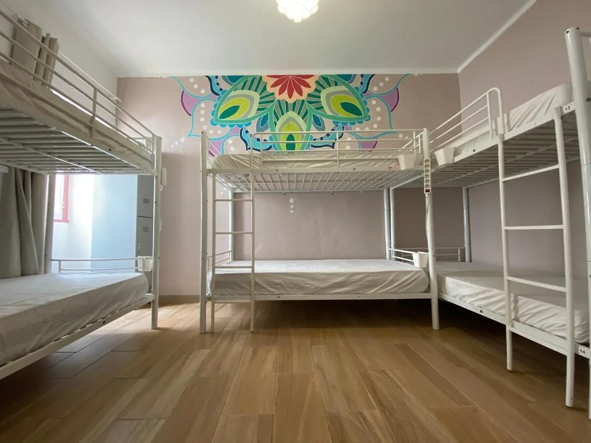 Orange Terrace Hostel Albufeira