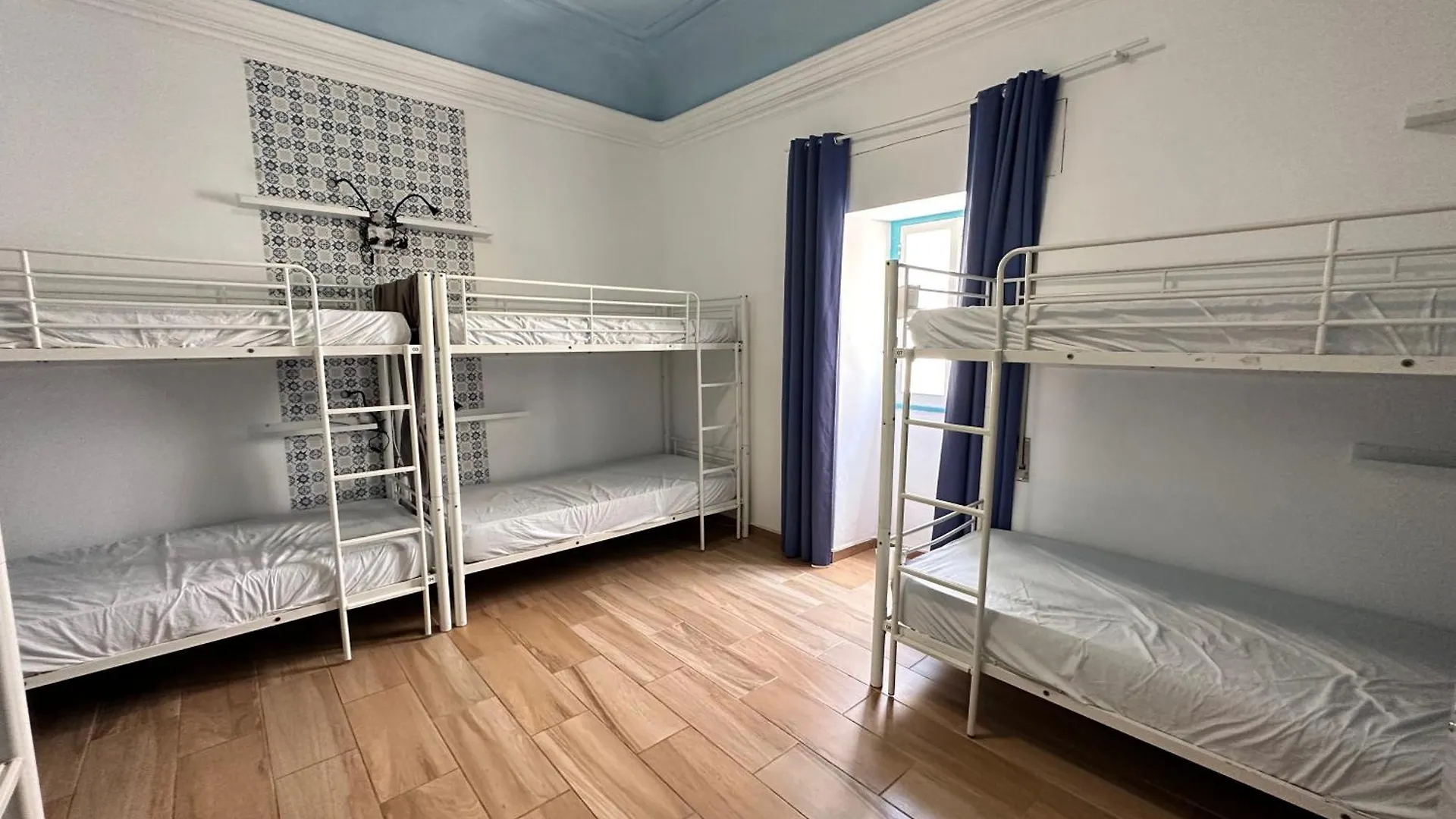 Orange Terrace Hostel Albufeira