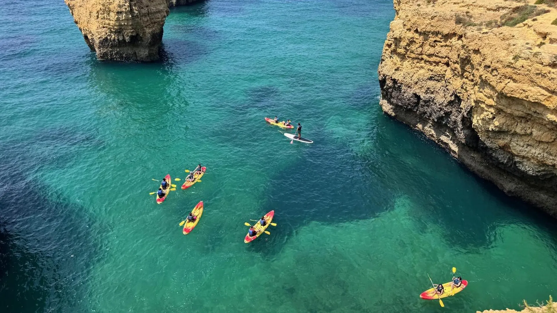 Orange Terrace Hostel Albufeira