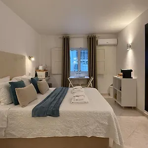  Guest house Sofeelings Piso 1, Baixa De