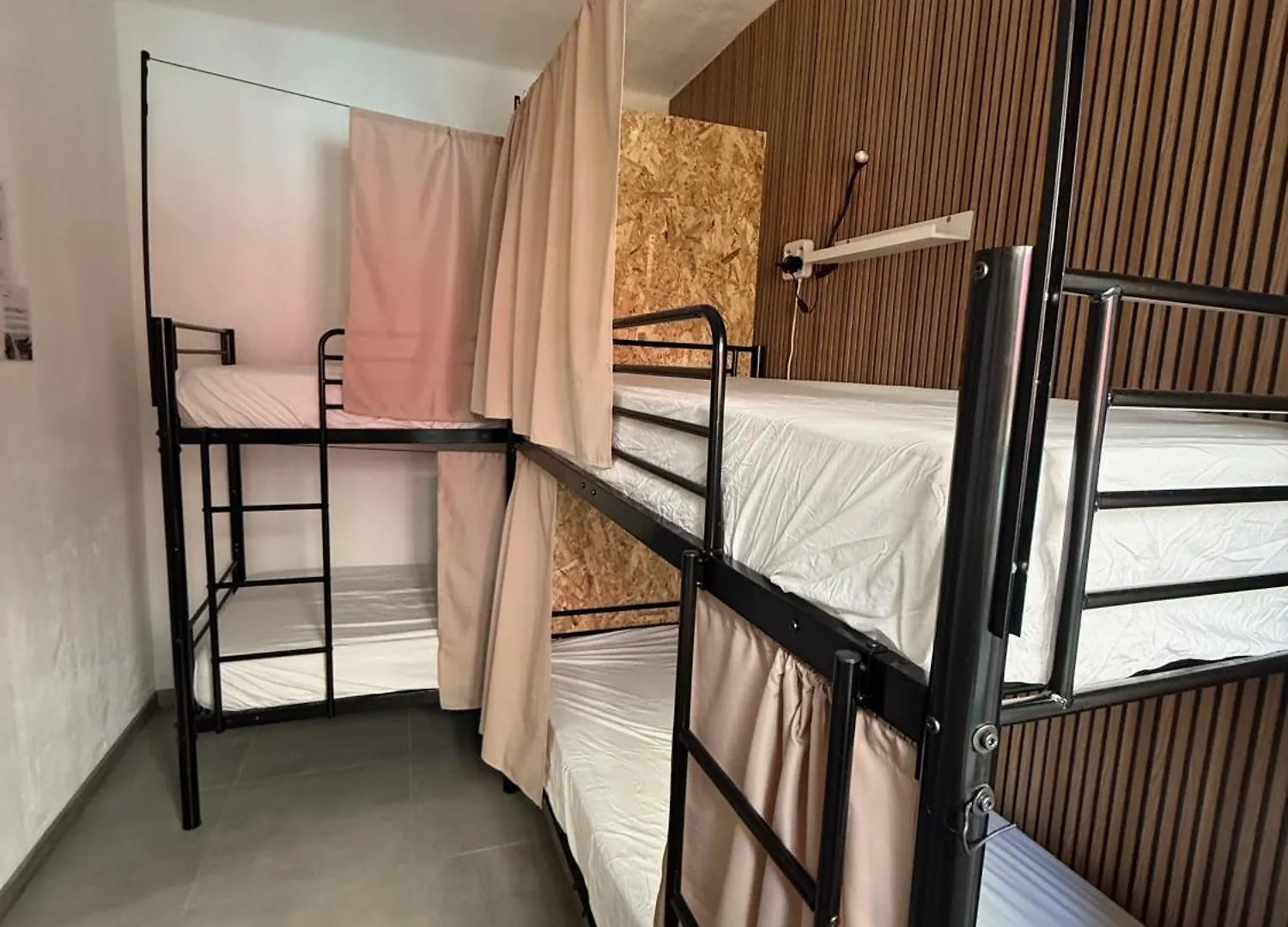 Orange Terrace Hostel Albufeira