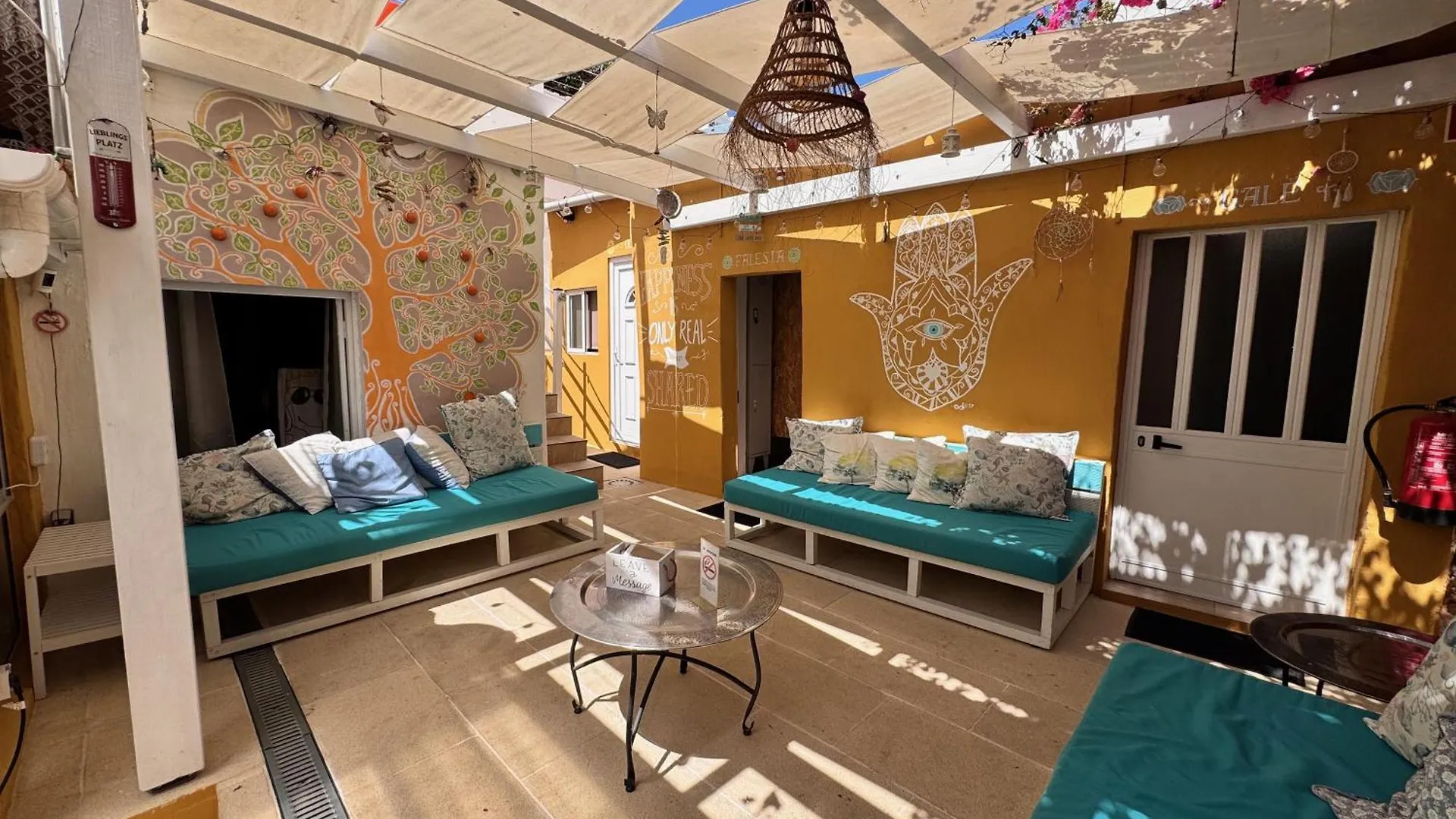 אלבופיירה Orange Terrace Hostel פורטוגל